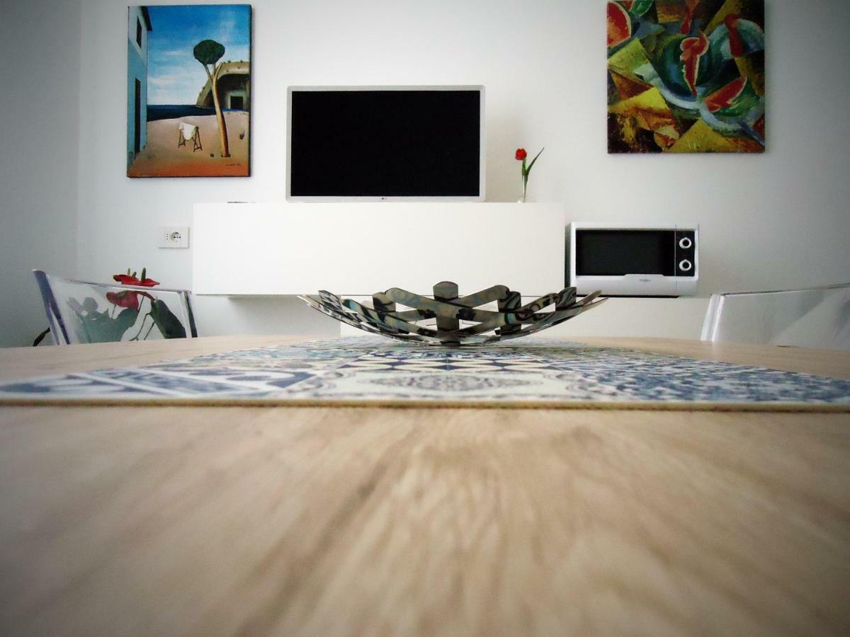 Vittoria Home 44 Terracina Bagian luar foto