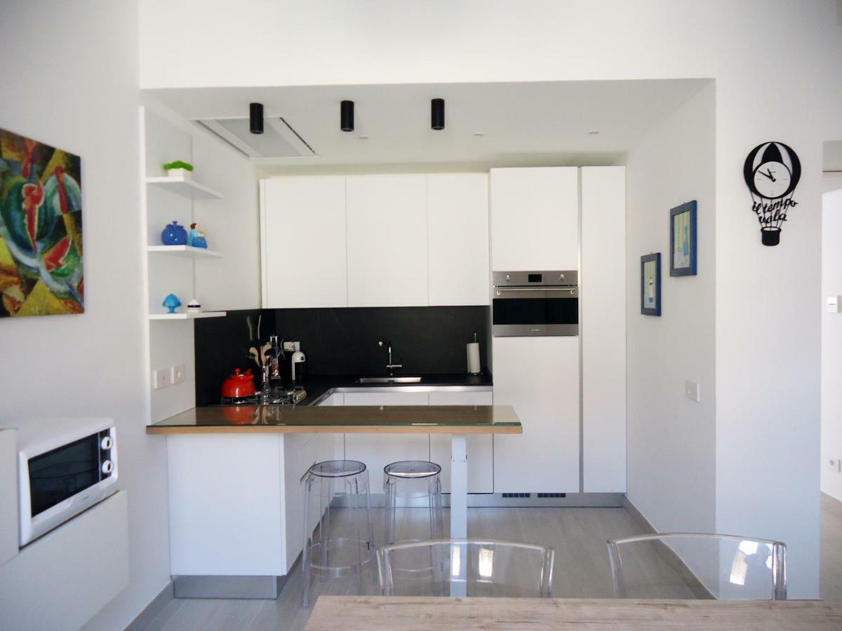 Vittoria Home 44 Terracina Bagian luar foto